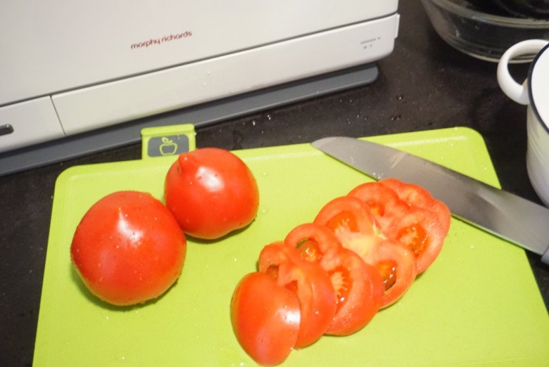 Loại quả là &quot;Vua các loại rau&quot; đem xào cà chua được món cực ngon lại bổ, ăn nhiều cũng không lo béo - Ảnh 2.