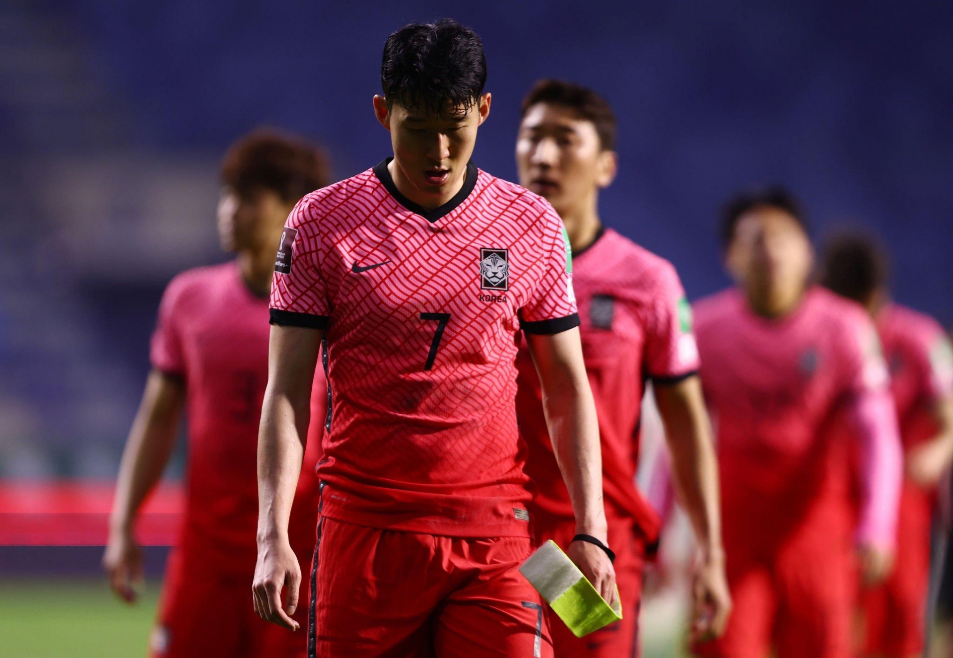 Son Heung-min đưa ra quyết định cực kỳ mạo hiểm tại World Cup 2022 - Ảnh 3.
