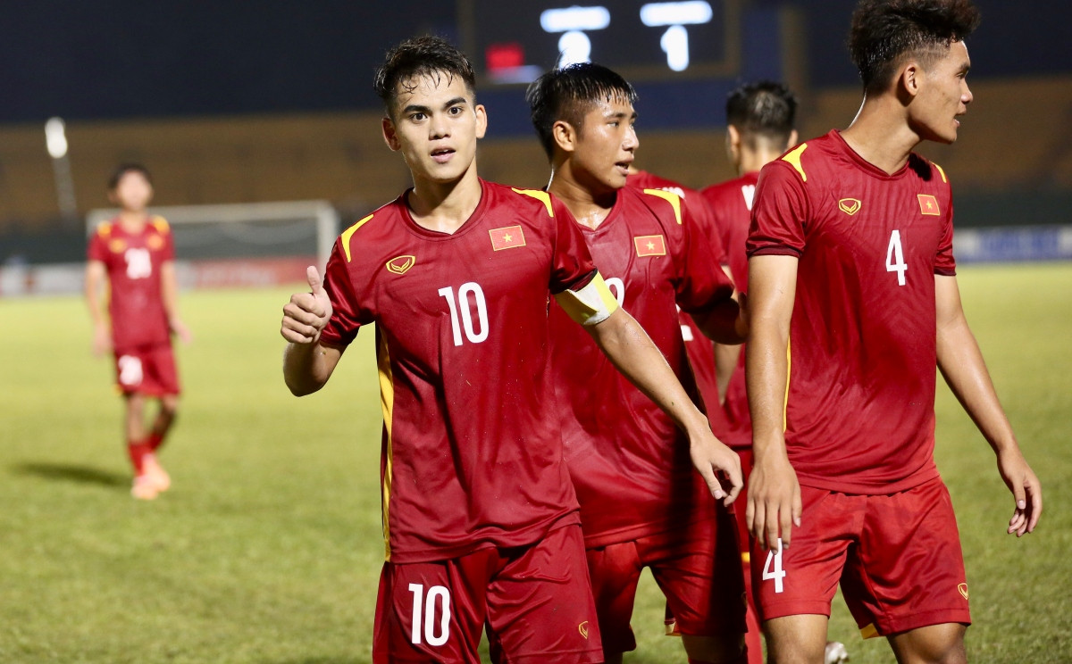 Báo Indonesia &quot;phát cuồng&quot; với thủ lĩnh của U20 Việt Nam - Ảnh 1.