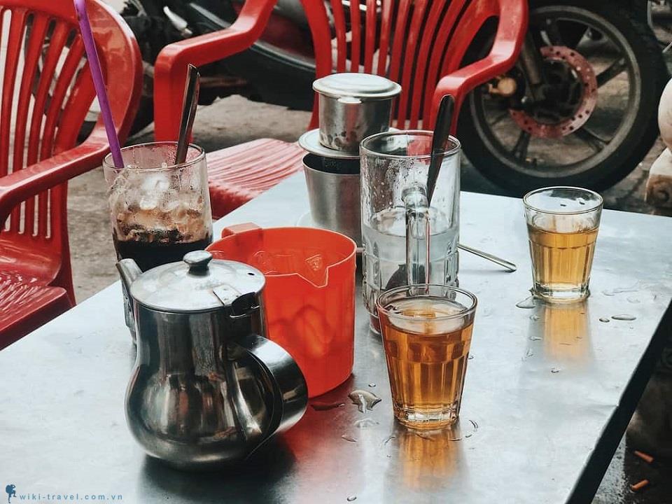 Du khách nước ngoài nhận xét Việt Nam có phong cách ăn uống độc đáo - Ảnh 8.