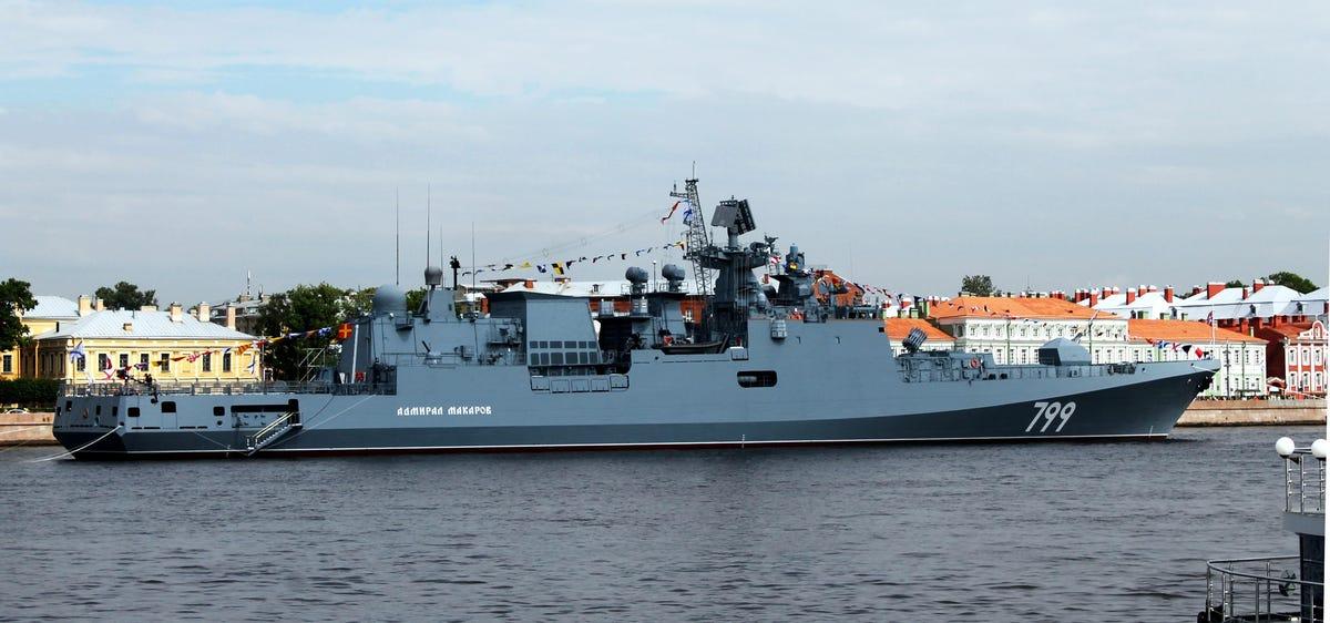 Nga công bố hình ảnh chiến hạm Đô đốc Makarov sau thông tin &quot;bị bắn cháy&quot; - Ảnh 6.