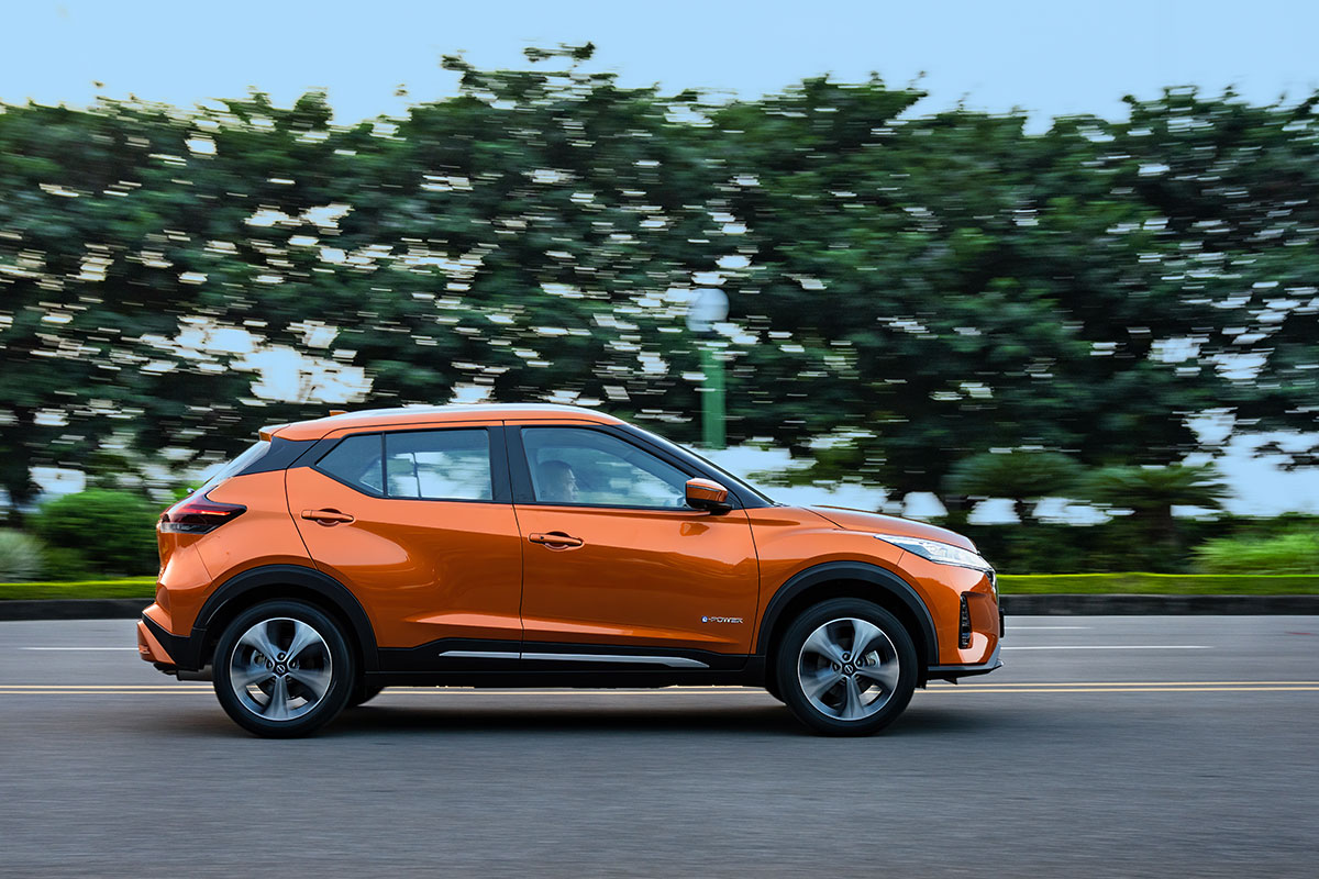 Giá lăn bánh Nissan Kicks 2023: Liệu có miễn phí trước bạ nhờ động cơ điện? - Ảnh 2.