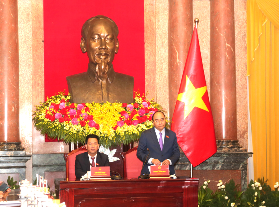 Chủ tịch nước Nguyễn Xuân Phúc gặp mặt người có uy tín tiêu biểu trong đồng bào dân tộc thiểu số tỉnh Hà Giang - Ảnh 1.