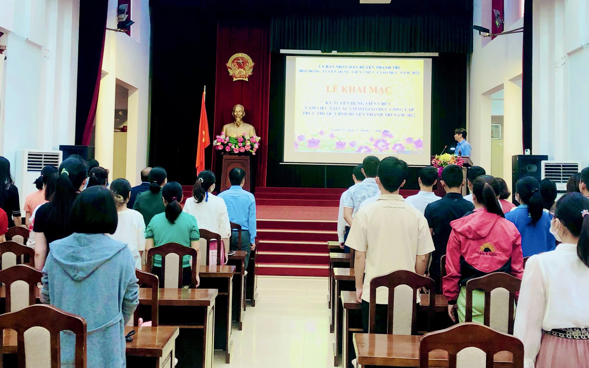 Có bao nhiêu người dự thi viên chức ngành giáo dục năm 2022 của huyện Thanh Trì?