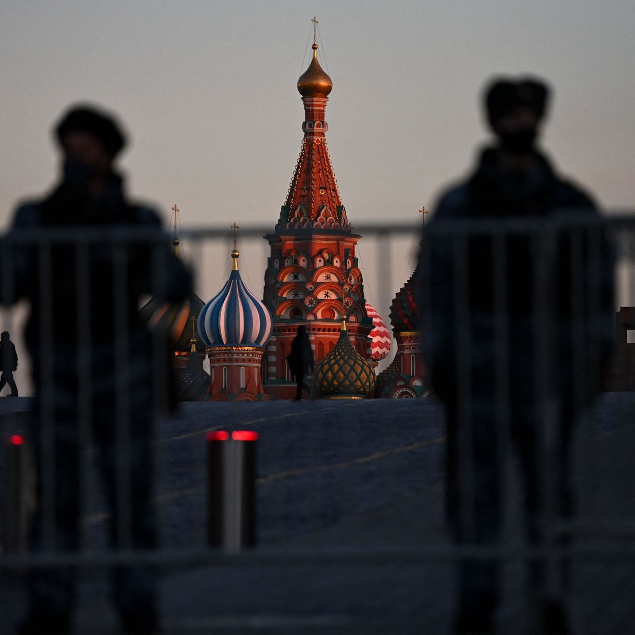 Nước Nga cuối cùng sẽ bị đóng băng trong thời gian, giống như Cuba. Ảnh: @AFP.