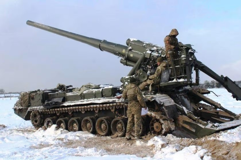 Xung đột Nga-Ukraine chứng minh pháo vẫn là loại vũ khí thống trị chiến trường  - Ảnh 1.