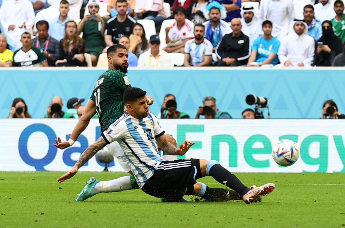 Ả Rập Xê út tạo &quot;địa chấn&quot; World Cup 2022 đánh bại Argentina - Ảnh 3.