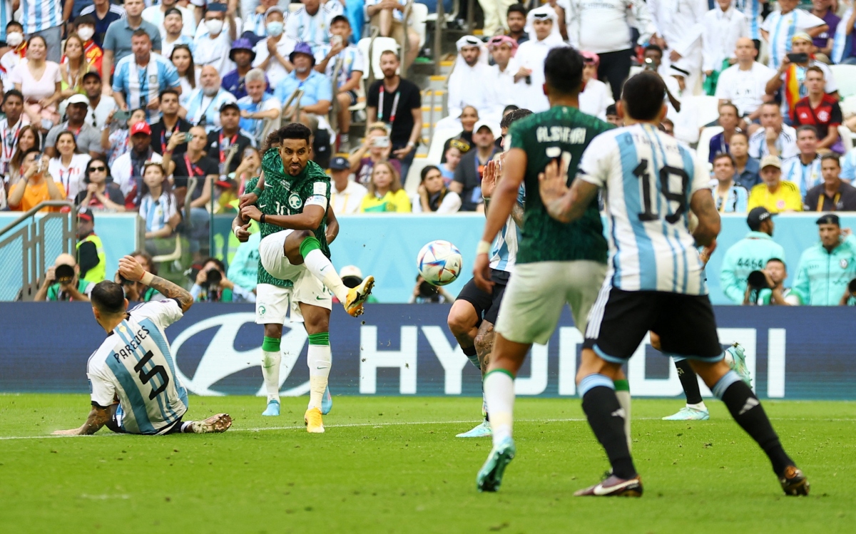 Ả Rập Xê út tạo &quot;địa chấn&quot; World Cup 2022 đánh bại Argentina - Ảnh 4.