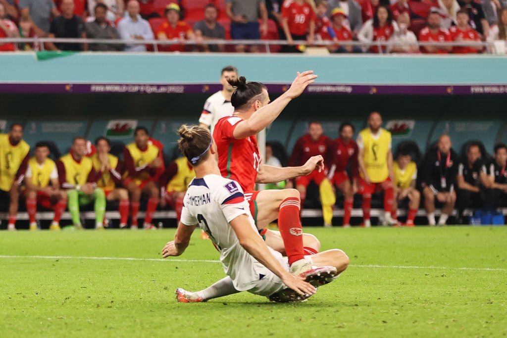 Chùm ảnh: Người hùng Gareth Bale giải cứu xứ Wales ở trận mở màn World Cup 2022 - Ảnh 12.