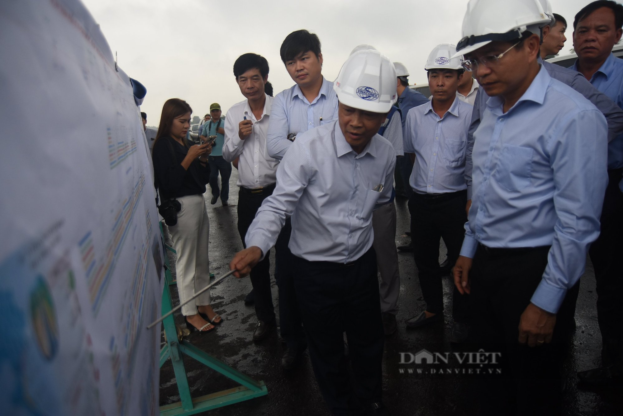 Bộ trưởng Bộ GTVT: “Nếu tiến độ cao tốc Dầu Giây - Phan Thiết không đạt được thì nên viết sẵn đơn đi” - Ảnh 3.