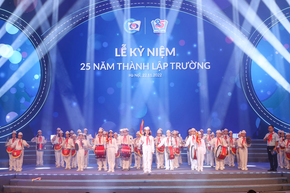 Ấn tượng đại nhạc hội lớn nhất Việt Nam dành cho thiếu nhi - “We are the future” - Ảnh 1.