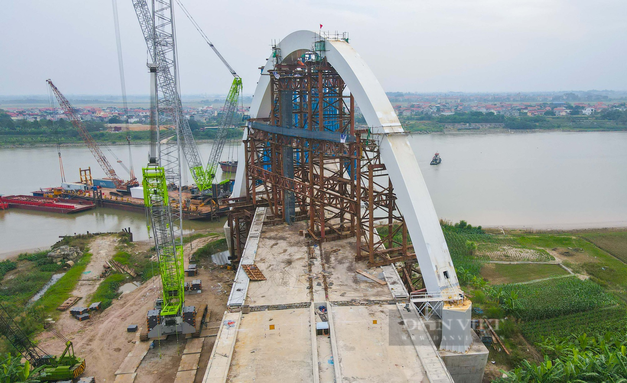 Chiêm ngưỡng cây cầu vòm thép 1.900 tỷ cao nhất Việt Nam - Ảnh 5.