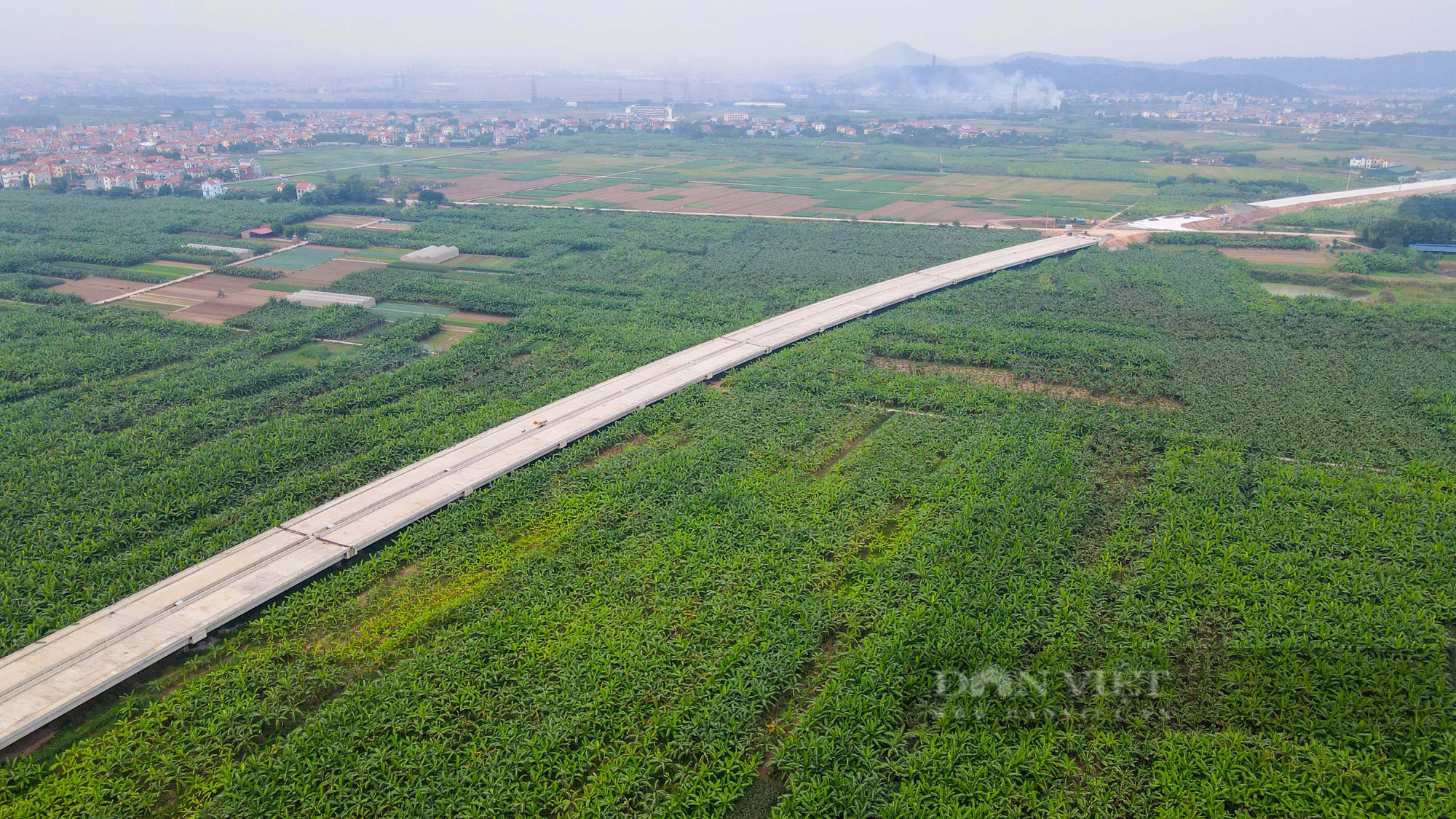 Chiêm ngưỡng cây cầu vòm thép 1.900 tỷ cao nhất Việt Nam - Ảnh 9.