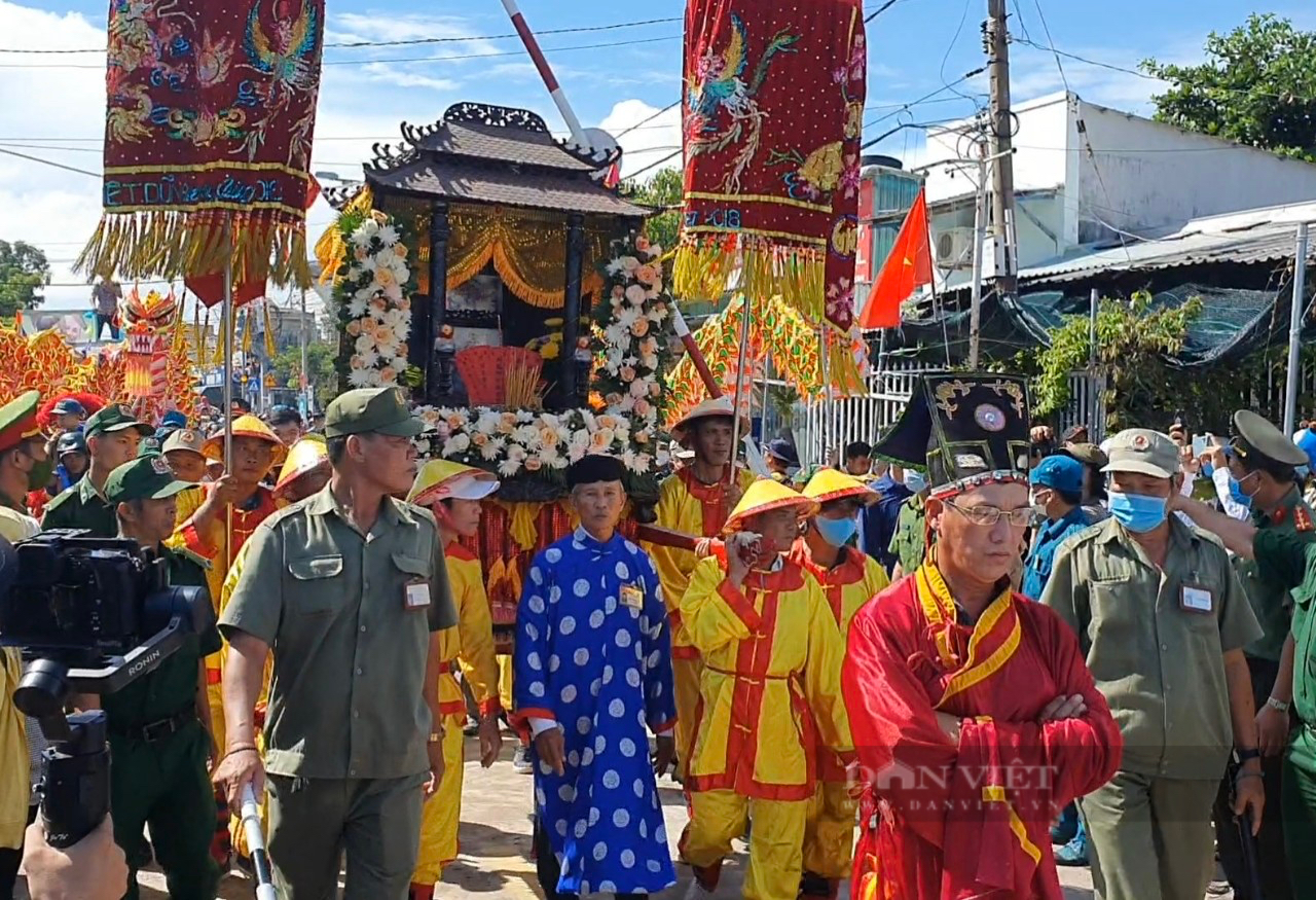 Lăng Ông Thủy Tướng và Lễ hội Nghinh Ông hơn trăm năm lịch sử ở Cần Giờ - Ảnh 6.