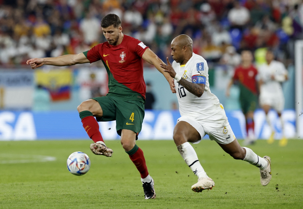 Ronaldo ghi bàn, Bồ Đào Nha thắng Ghana đầy cảm xúc - Ảnh 1.