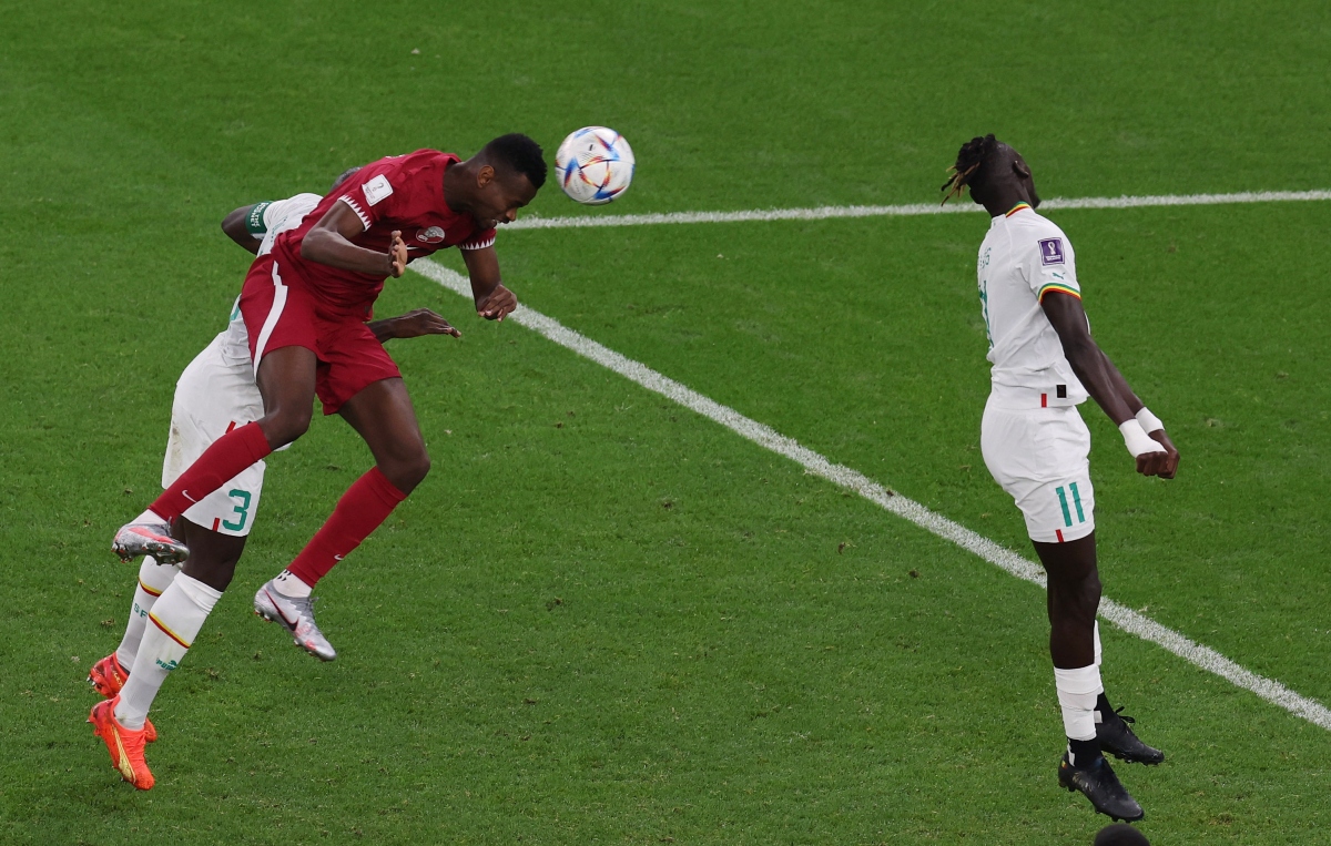 Qatar mất oan quả phạt đền trước Senegal, cựu trọng tài FIFA Võ Minh Trí nói gì? - Ảnh 4.