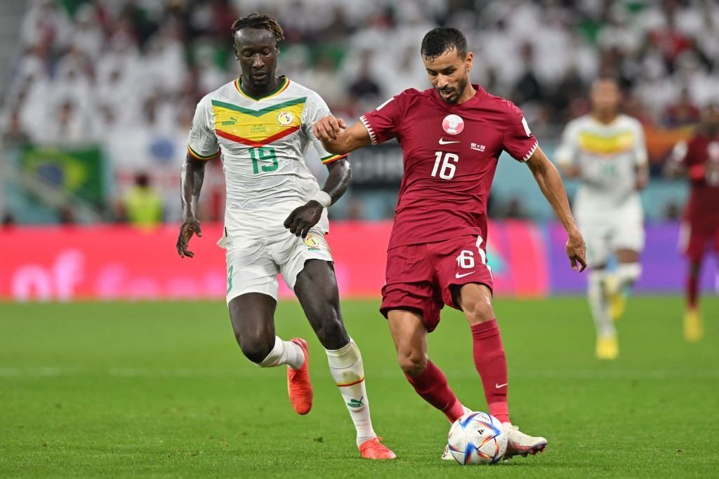 Chùm ảnh: Thảm bại trước Senegal, Qatar có nguy cơ bị loại sớm - Ảnh 10.
