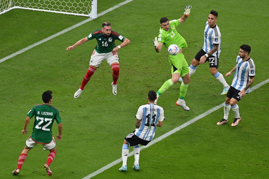 Chùm ảnh: Messi và Enzo Fernandez lập siêu phẩm, Argentina nhọc nhằn hạ Mexico - Ảnh 2.