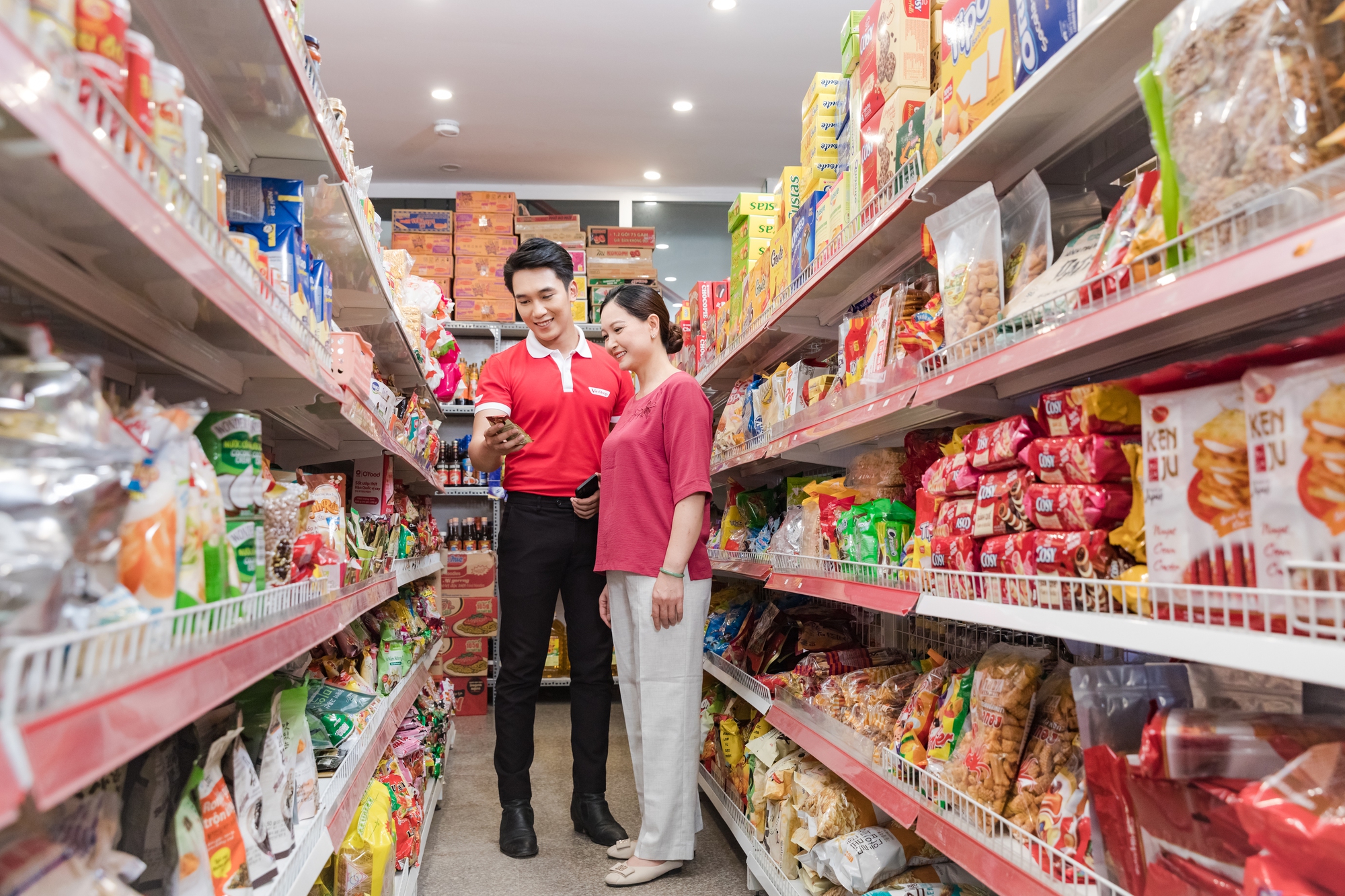 1,4 triệu tiểu thương và cơ hội làm giàu nhờ &quot;1 chạm&quot; của VinShop - Ảnh 4.