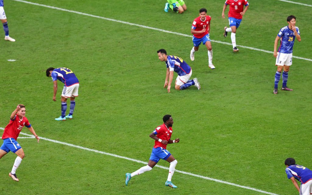 Dính đòn "hồi mã thương” cuối trận, Nhật Bản trắng tay trước Costa Rica