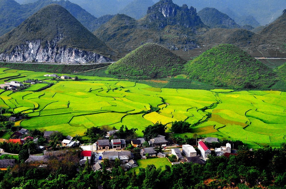Bao nhiêu tỉnh Việt Nam có núi Đôi, ngoài núi Đôi ở Quản Bạ nhiều &quot;dân phượt&quot; đã biết thì còn núi Đôi ở đâu? - Ảnh 1.