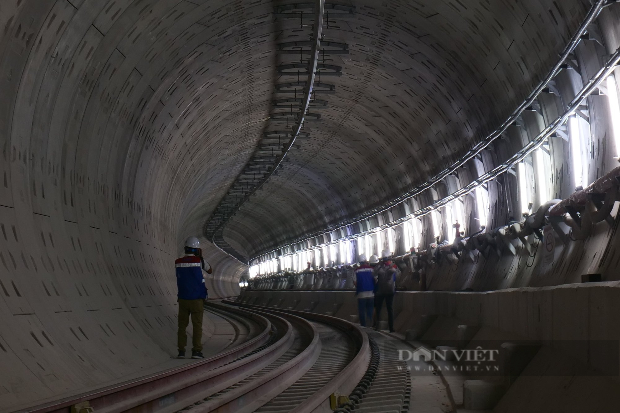 TP.HCM: Hai nhà ga ngầm của tuyến metro số 1 đã hoàn thành 100% - Ảnh 1.