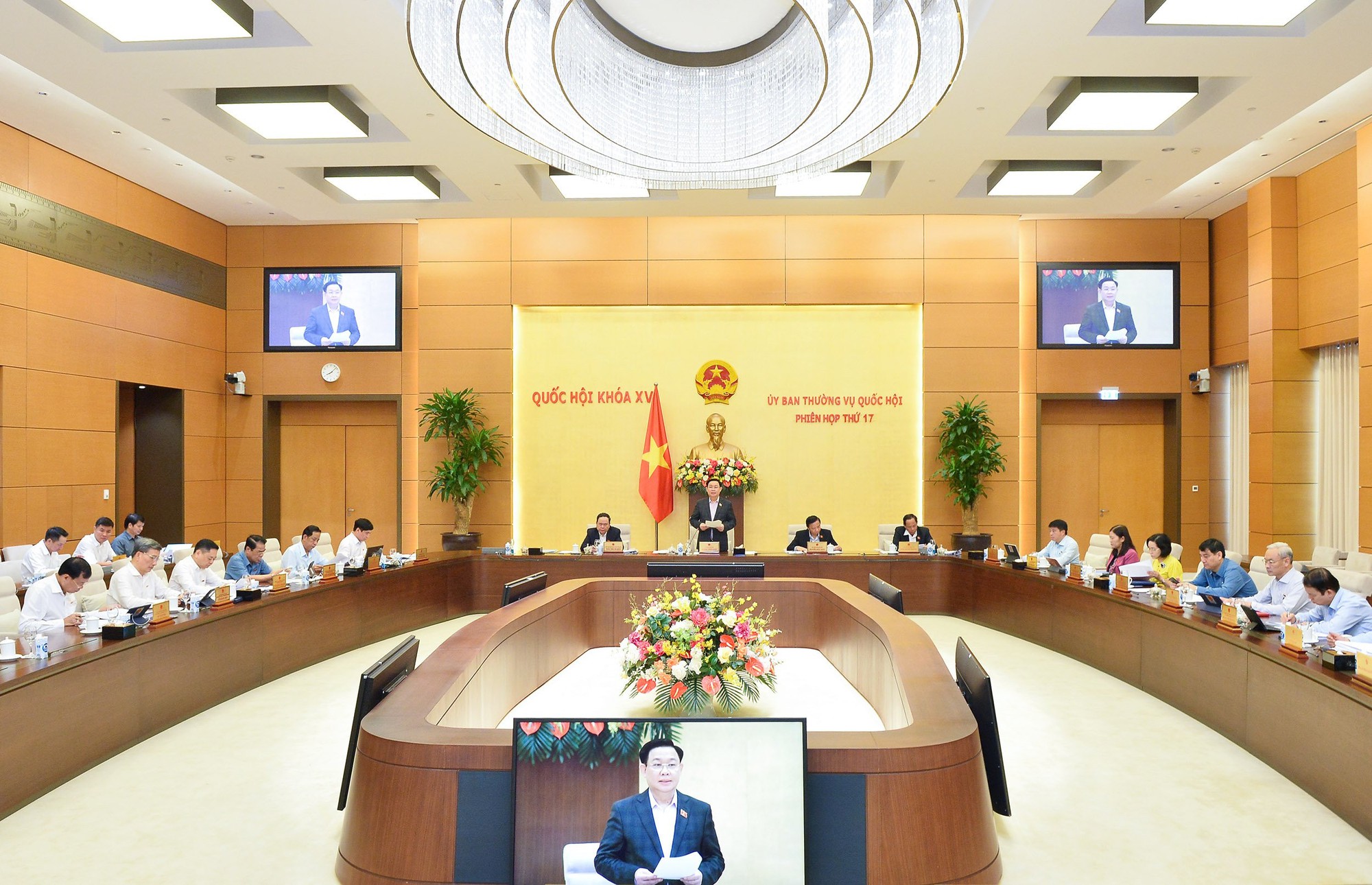 Chủ tịch Quốc hội đề nghị tổ chức kỳ họp bất thường sau nghỉ Tết Dương lịch - Ảnh 3.