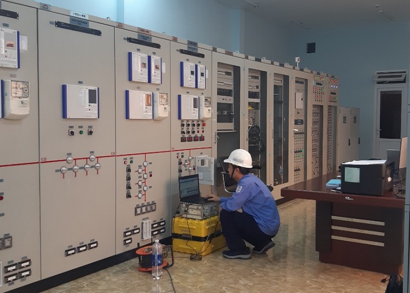 PC Đắk Lắk: Thử nghiệm vận hành chức năng tự động điều chỉnh điện áp máy biến áp 110kV  - Ảnh 1.
