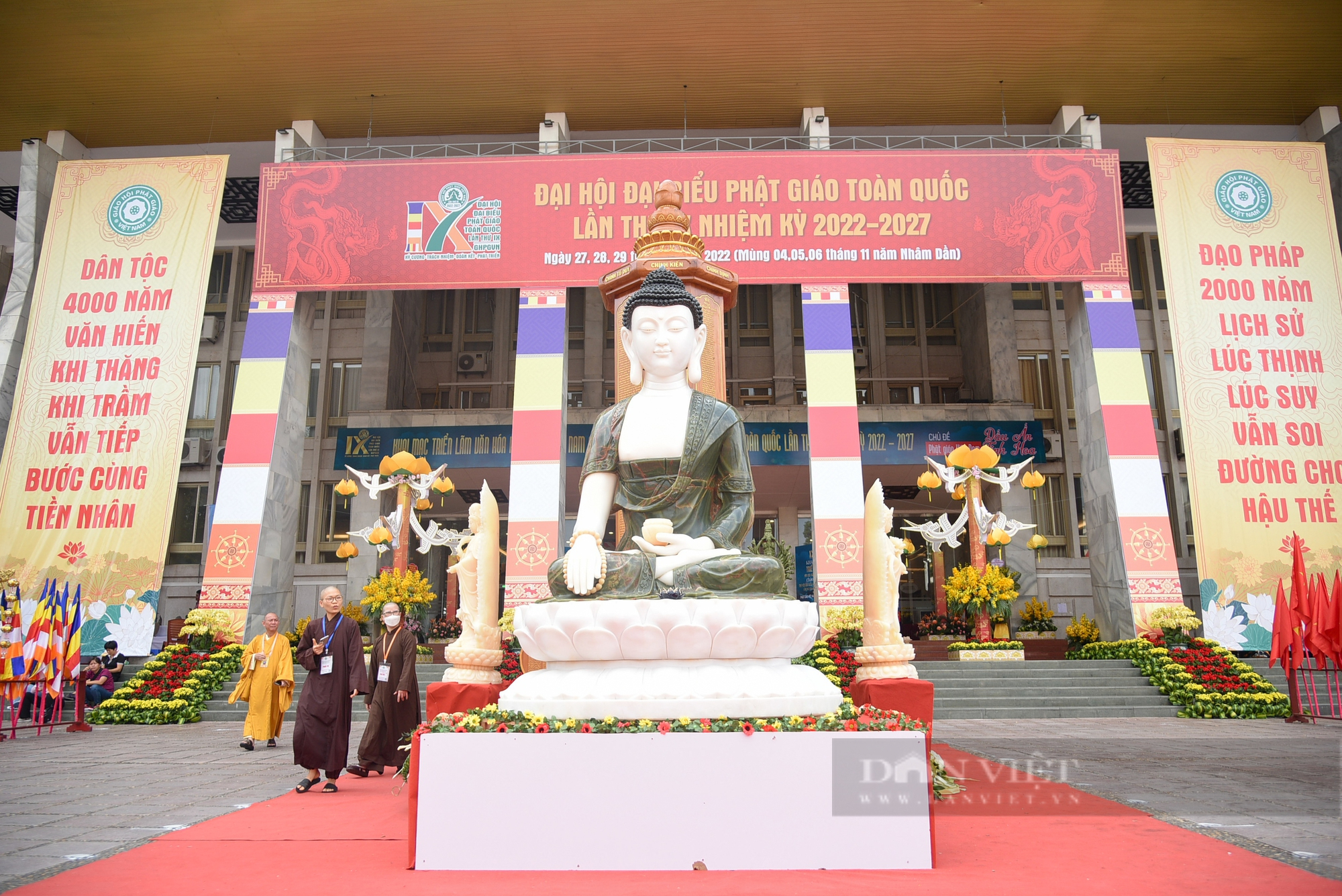 Triển lãm Phật giáo Việt Nam - Dấu ấn tinh hoa - Ảnh 1.