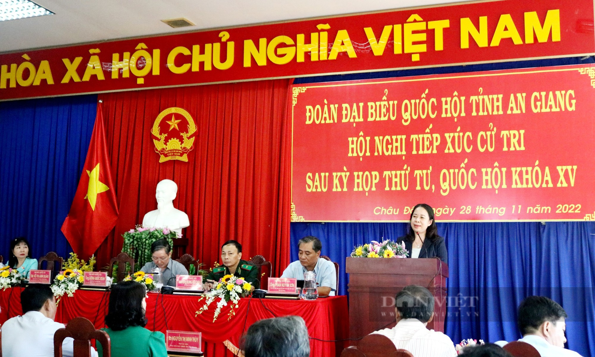 Phó Chủ tịch nước Võ Thị Ánh Xuân tiếp xúc cử tri tại TP.Châu Đốc, An Giang - Ảnh 4.