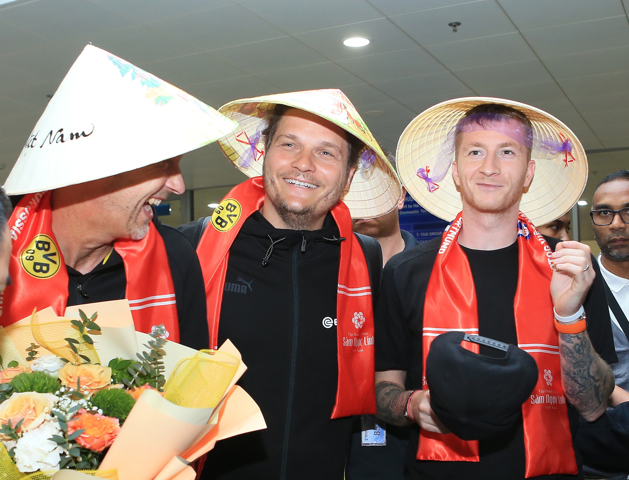 Marco Reus và Dortmund có mặt tại Việt Nam - Ảnh 6.
