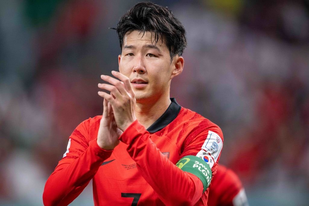 Son Heung-min khóc nức nở khi hàn Quốc để thua Ghana - Ảnh 13.