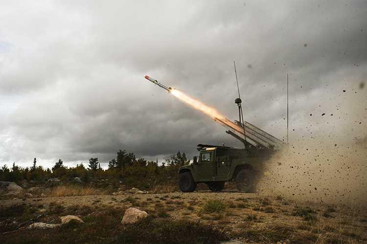 NATO lập ô phòng không cực mạnh bảo vệ Ukraine trước tên lửa Nga - Ảnh 10.