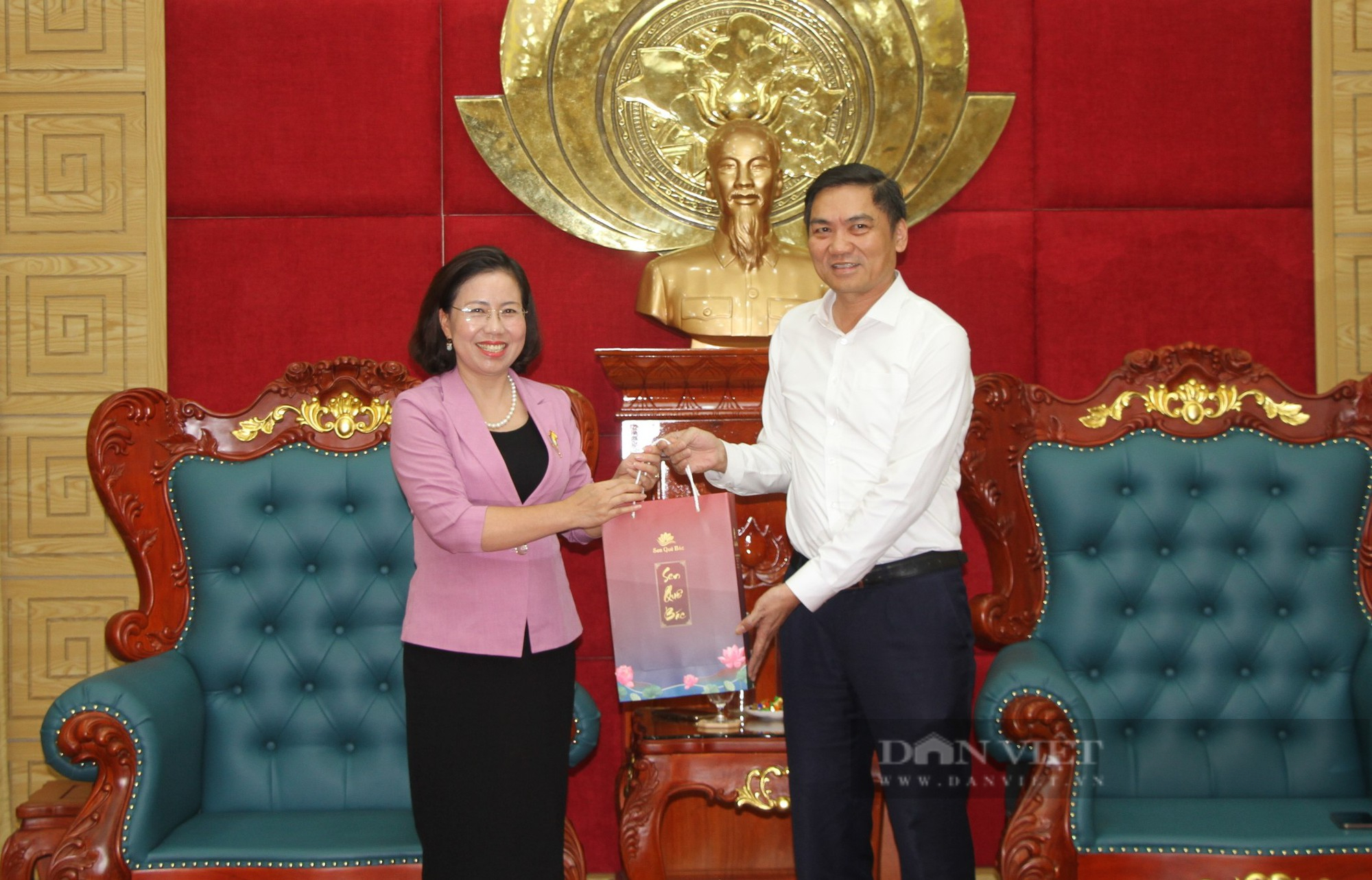 Phó Chủ tịch Trung ương Hội NDVN Bùi Thị Thơm: Thay đổi tư duy sẽ giúp nông dân Nghệ An nâng cao thu nhập- Ảnh 3.