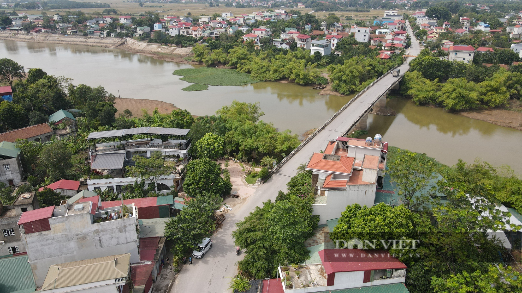 Hà Nội: Tự ý lấp đường dân sinh, phá taluy mở đường cắt qua cầu Văn Phương - Ảnh 5.