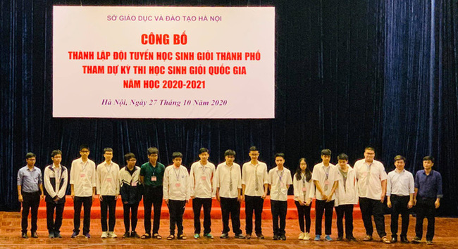 Hà Nội có hơn 1.900 em đạt giải kỳ thi học sinh giỏi cấp thành phố - Ảnh 1.