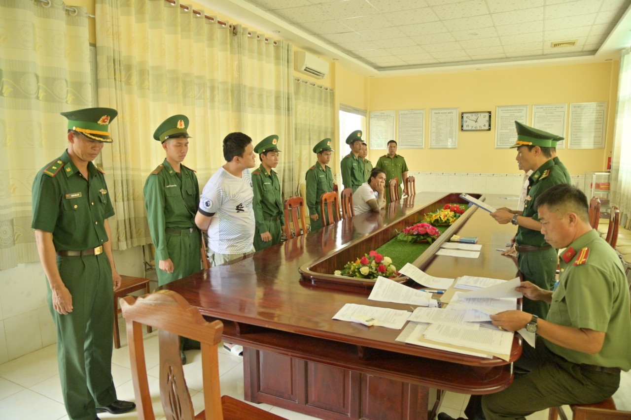 Kiên Giang: Khởi tố, bắt tạm giam 2 người xuất cảnh trái phép sang Campuchia