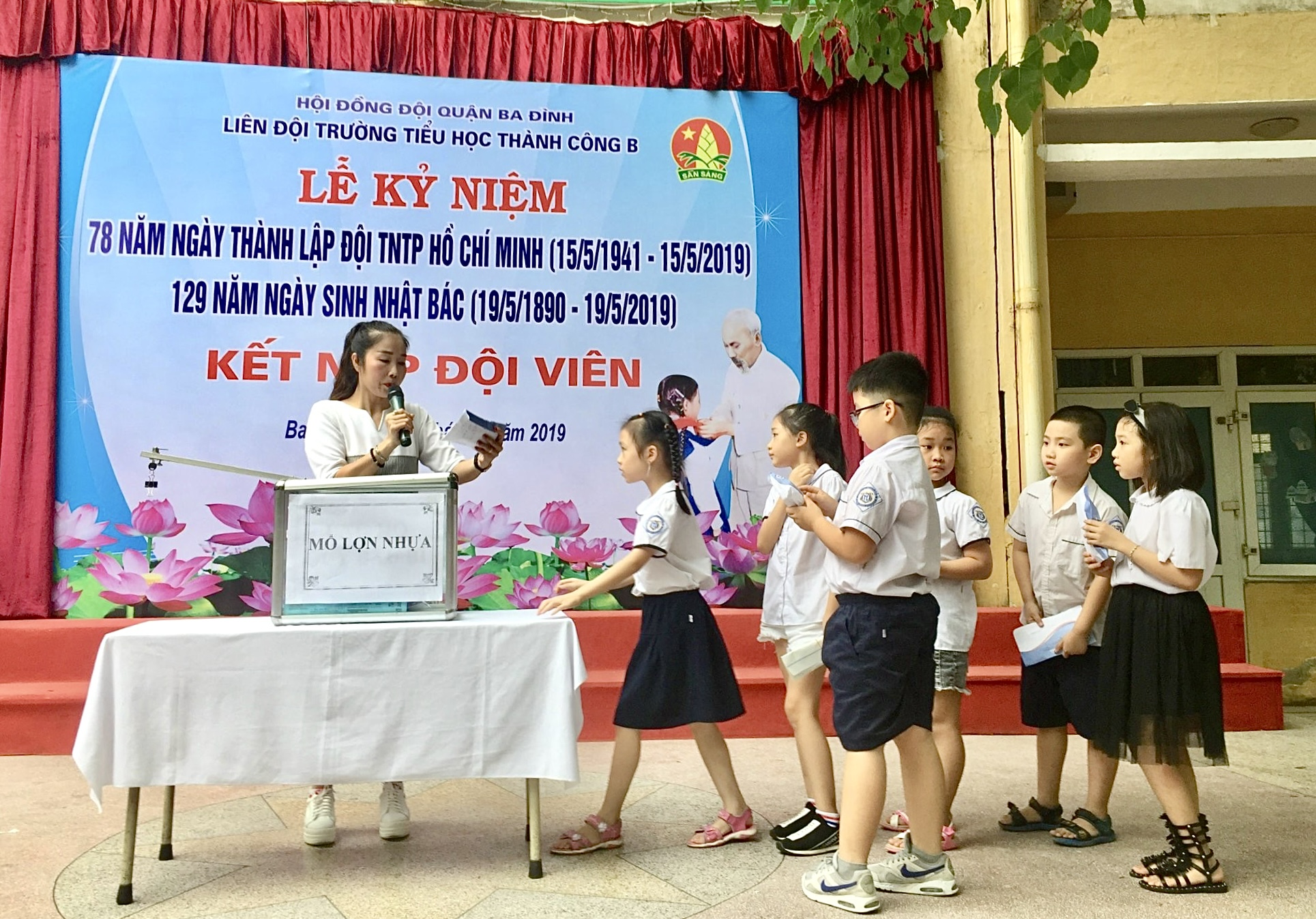 Cô giáo 20 năm truyền lửa cho học sinh qua phong trào nuôi lợn nhựa - Ảnh 6.