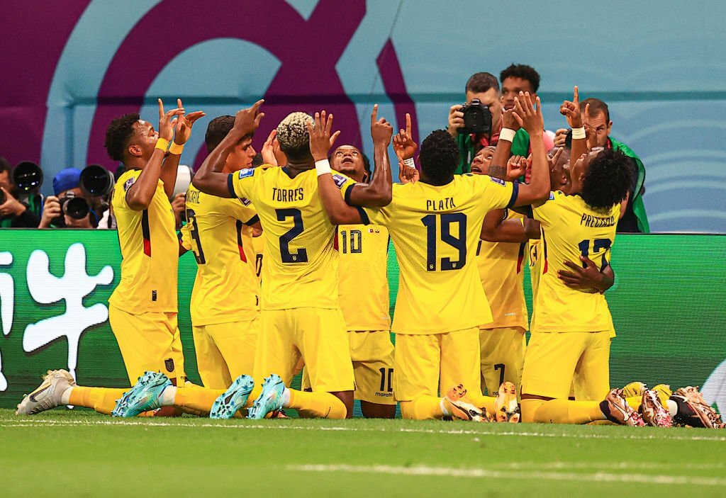 Chùm ảnh: Những pha ăn mừng bàn thắng ấn tượng nhất tại World Cup 2022 - Ảnh 1.