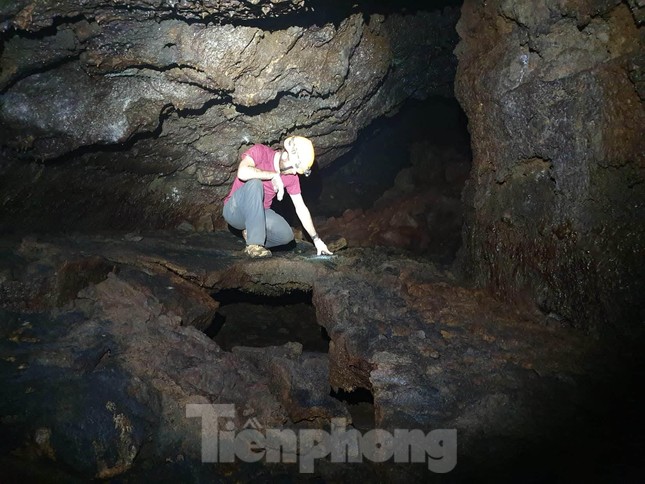 Phát hiện mới về hang động núi lửa dài nhất Đông Nam Á tại Đắk Nông  - Ảnh 7.