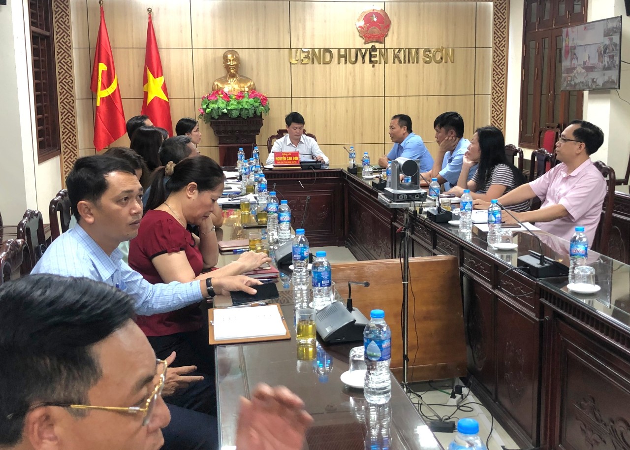 Chủ tịch UBND tỉnh Ninh Bình Phạm Quang Ngọc đối thoại với nông dân năm 2022 - Ảnh 7.