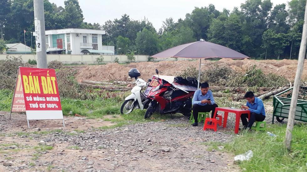 Nhà đầu tư đất nền vùng ven khó thoát hàng - Ảnh 1.