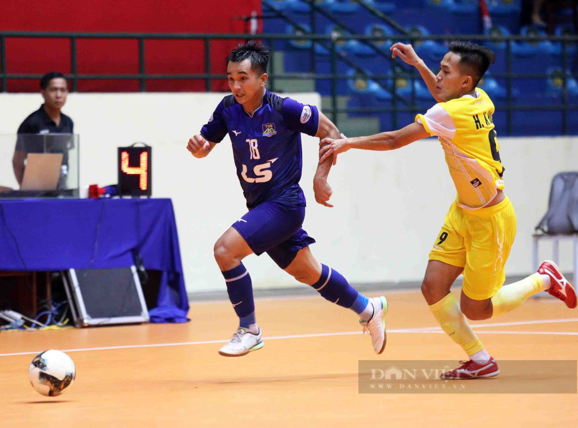 Thắng Sài Gòn FC, Thái Sơn Nam níu kéo cơ hội vô địch - Ảnh 4.