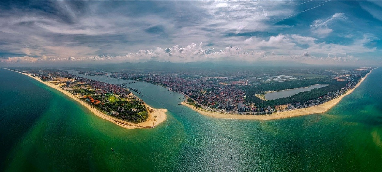 Bất động sản ven biển Quảng Bình được quan tâm - Ảnh 1.