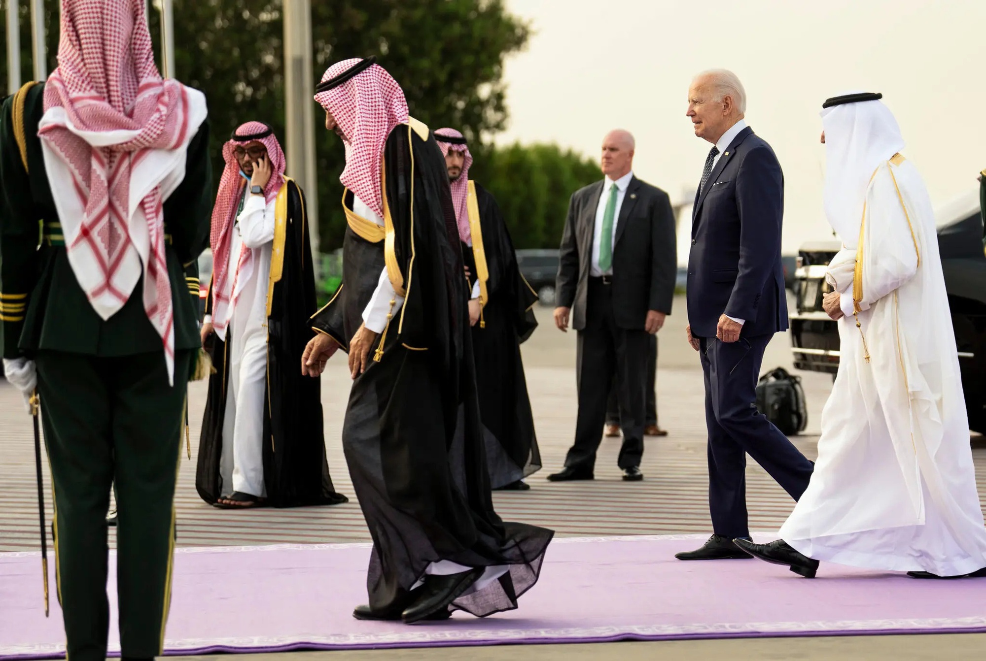 Tranh cãi xung quanh thỏa thuận bí mật giữa Mỹ và Saudi Arabia - Ảnh 2.