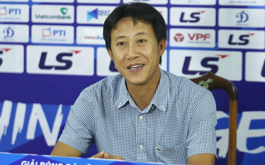 HLV CLV Hà Tĩnh tiết lộ bí quyết giành điểm trước Hải Phòng FC - Ảnh 1.