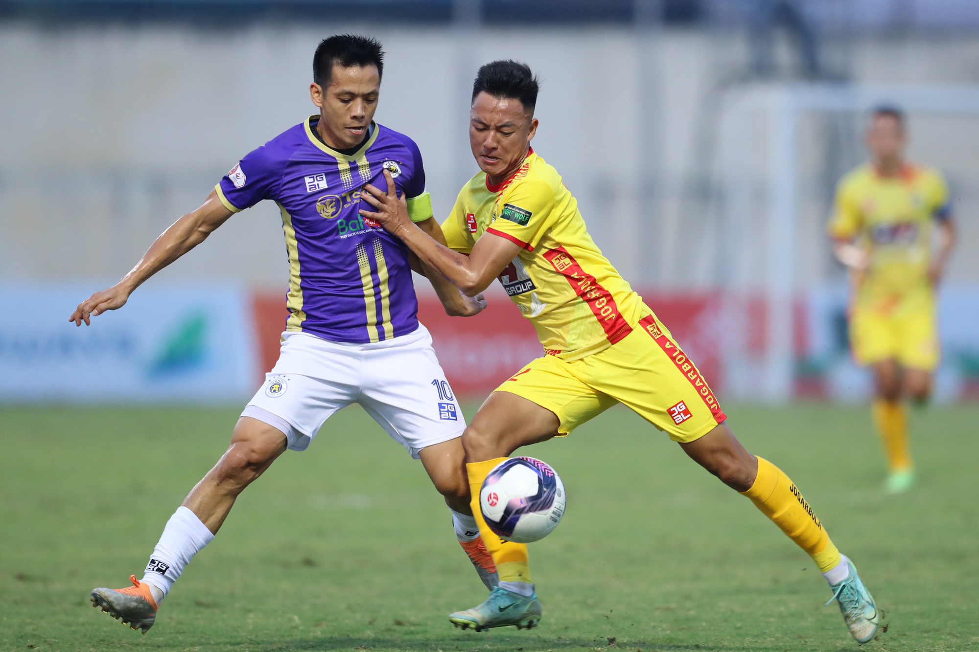 Kết quả vòng 23 V.League: HAGL ngắt mạch 10 trận không thắng, Hà Nội bị Thanh Hóa cầm chân - Ảnh 4.