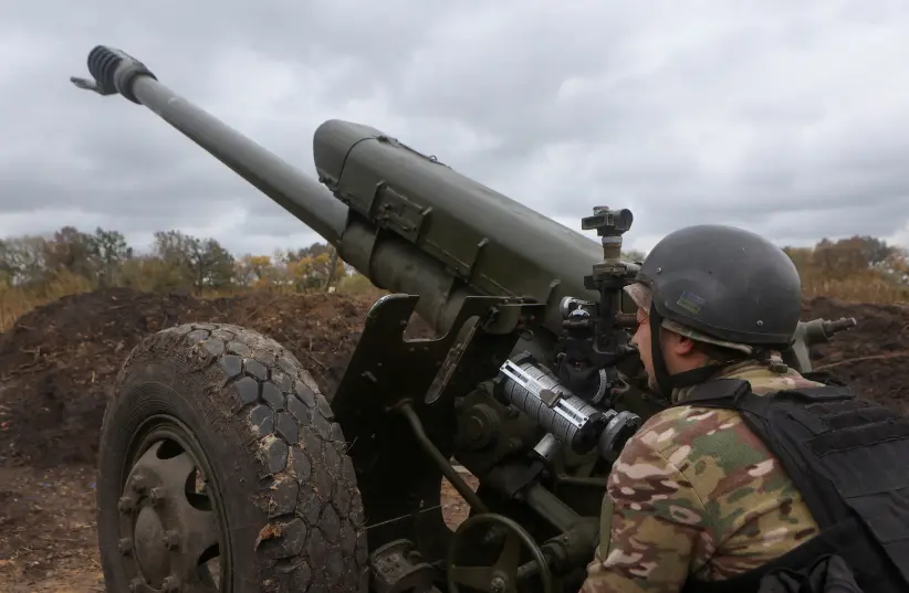 Mỹ lo vũ khí viện trợ cho Ukraine rơi vào tay 'kẻ xấu' - Ảnh 1.