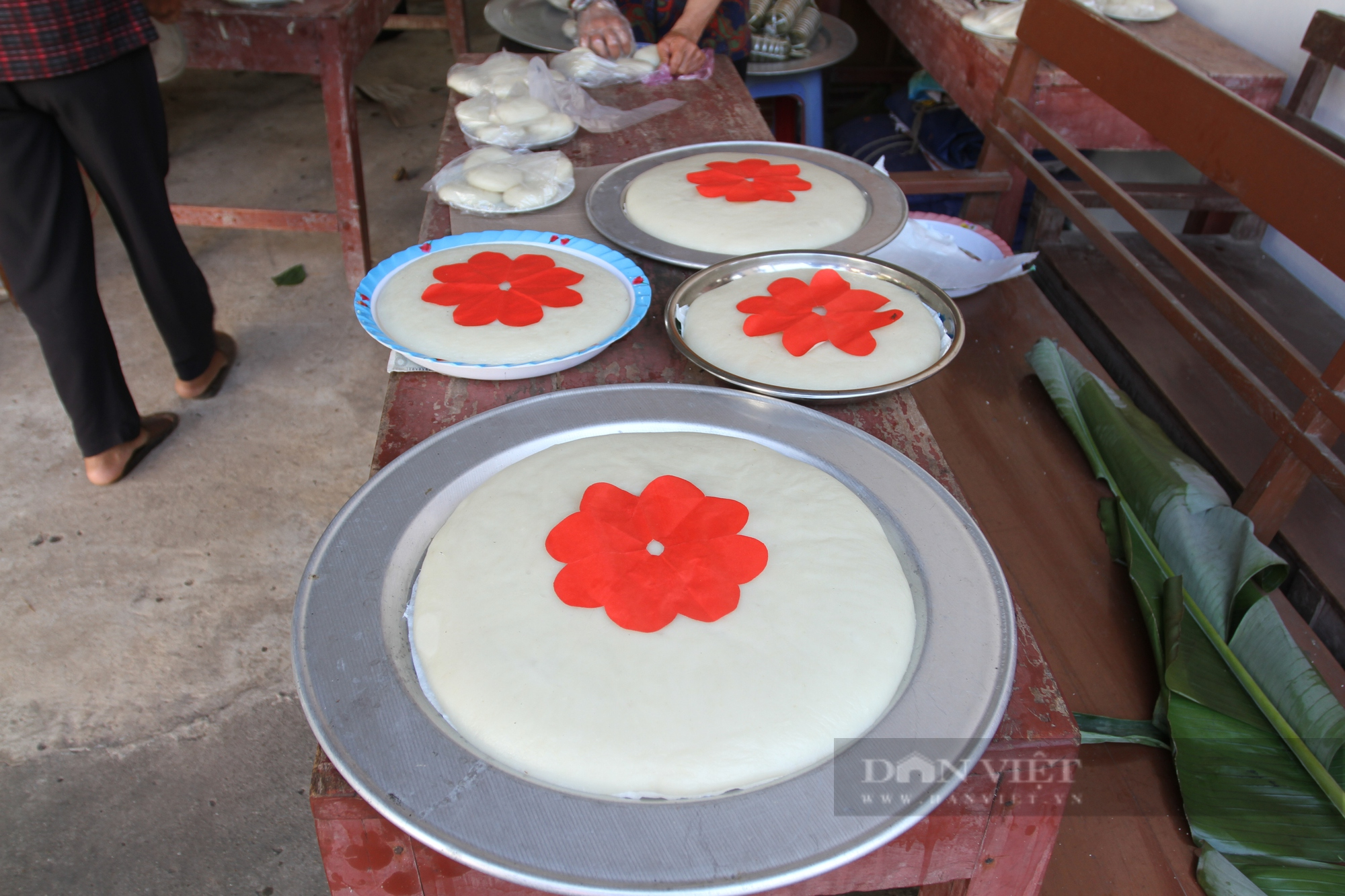 Cùng bà con Thái Nguyên đón tết cơm mới, rước kiệu, làm bánh chưng bánh giầy cảm tạ Thành Hoàng làng  - Ảnh 2.