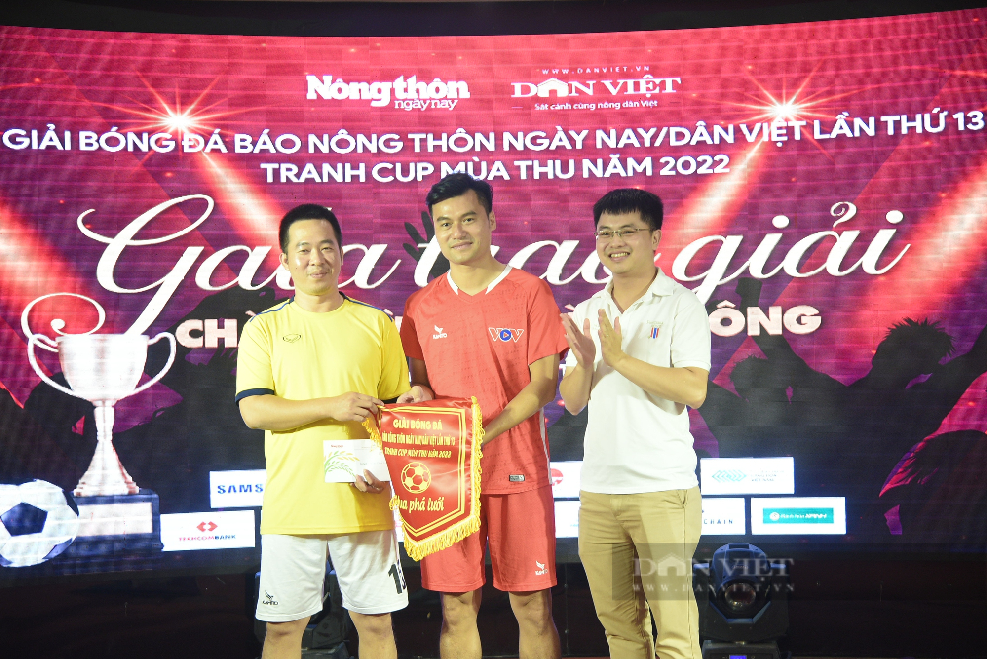 Hình ảnh Lễ bế mạc và Gala trao Giải bóng đá NTNN/Dân Việt 2022 - Ảnh 10.